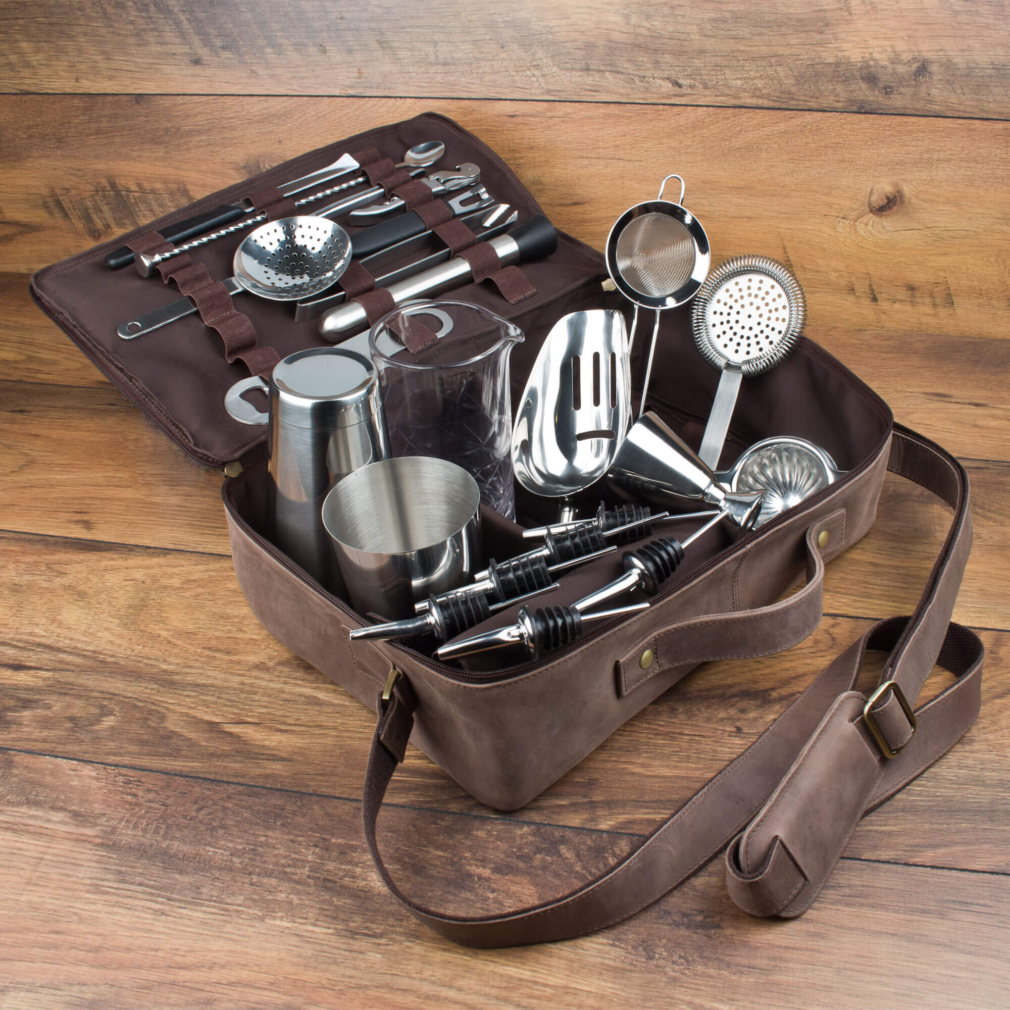Bartender kit, Prime Bar - brown leather bag with bar tools (Tin in Tin)