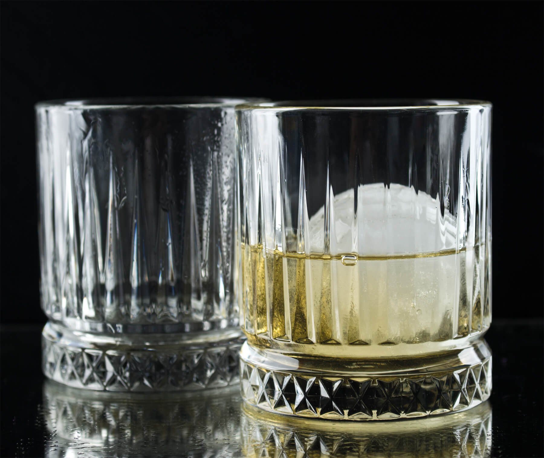 Whisky Ice Ball Set - 2 tumblers + ice ball mold